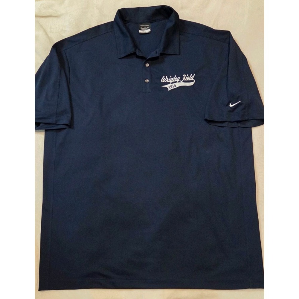 NIKE GOLF MENS SHORT SLEEVE NAVY POLO WITH WRIGLEY FIELD PATCH SIZE XXL